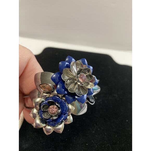 Antique Silver Cuff Bracelet With Beautiful Navy And Silver With Pink Stones - Picture 4 of 5